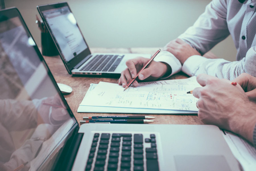 Планирование этапов внедрения CRM для отдела продаж